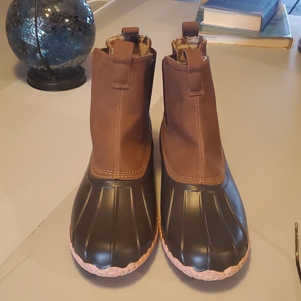 Weatherproof Vintage Adam II Duck Boots Brown/Navy – Men’12 – Preowned